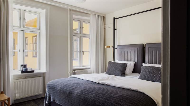Hotel Danmark Standard Double Room (4)