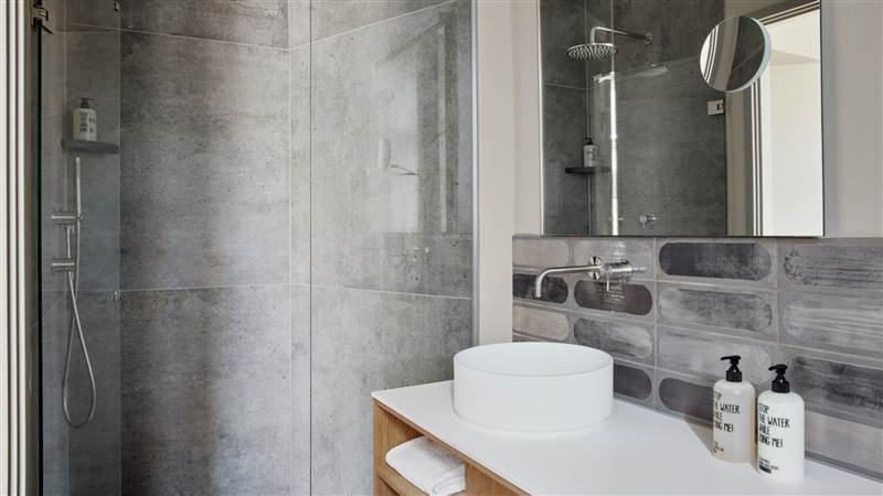 Standard Apartment Bathroom