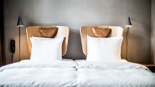 Hotel SP34 Junior Suite Headboard