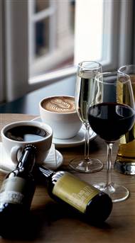 Copenhagen Suites with All Inclusive Bar - Brochner Hotel Suites