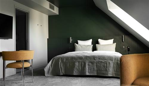 Hotel Hans Deluxe Double Room with balco