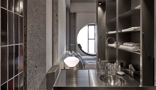 Hotel Ottilia Bathroom