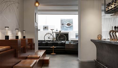 Lobby Bar and Social Space